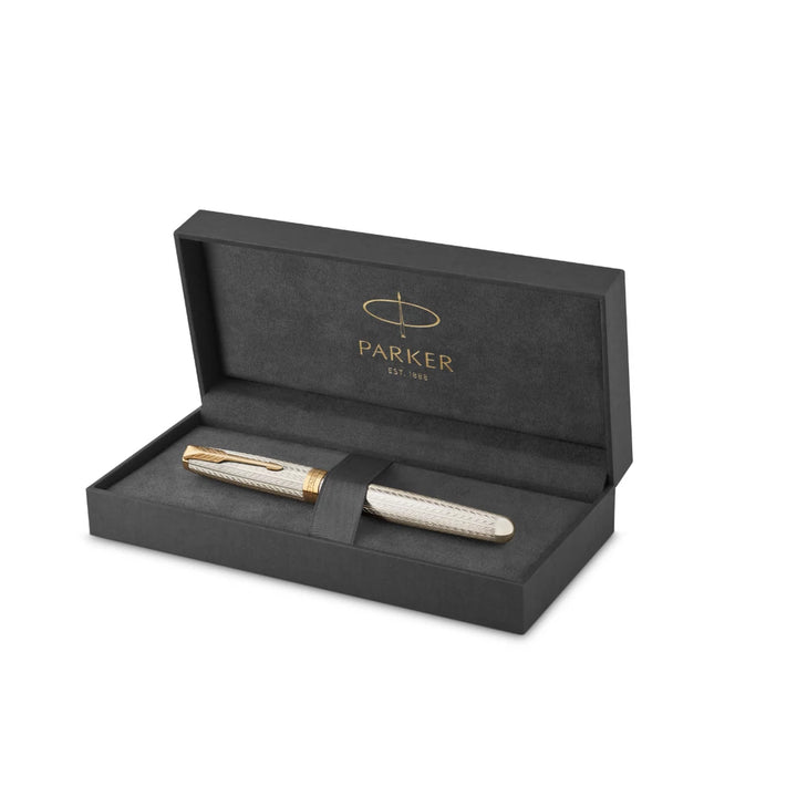 Parker Sonnet Fountain Pen - Sterling Silver Mistral White Silver Gold Trim (18K Gold Nib)