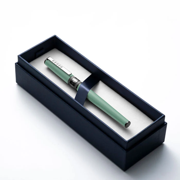 KSG set - Tom Hessin Rebel Fountain Pen - Cambridge Blue Gunmetal Black Trim