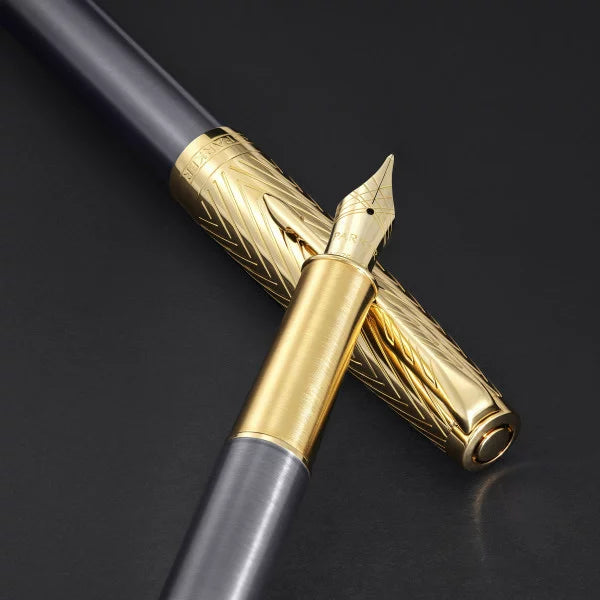 Parker Sonnet Fountain Pen - Pioneers Collection Arrow Black Gold Trim (18K Gold Nib)