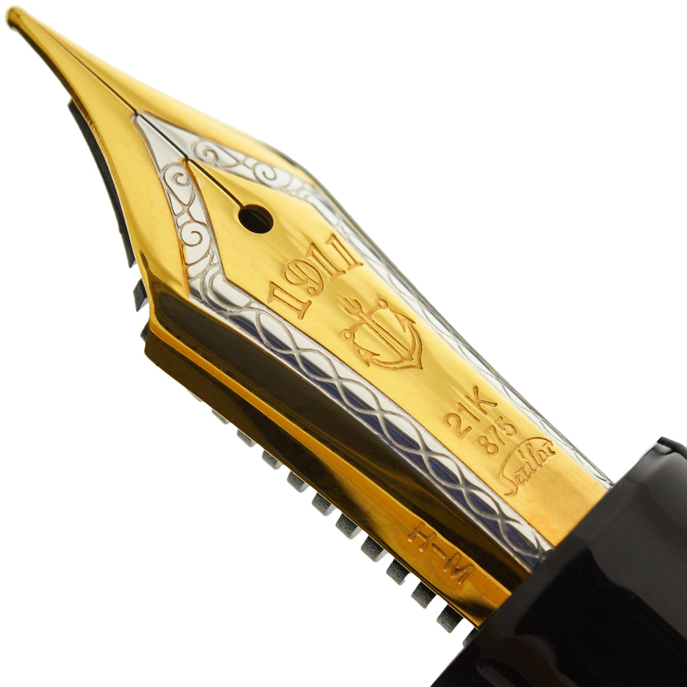 Sailor Pro Gear II Realo Black Gold Trim Fountain Pen - KSGILLS.com | The Writing Instruments Expert